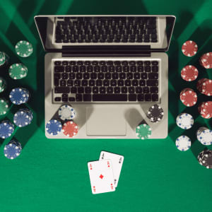 Cilat lojëra të kazinosë me tregtarë të drejtpërdrejtë janë më të mirat për të luajtur tani?
